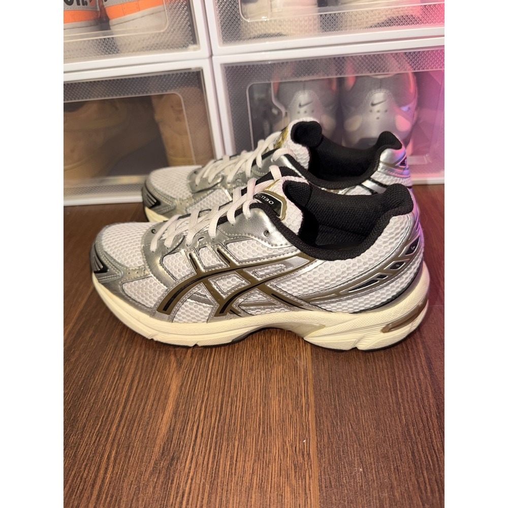ASICS - Picture 3 of 6